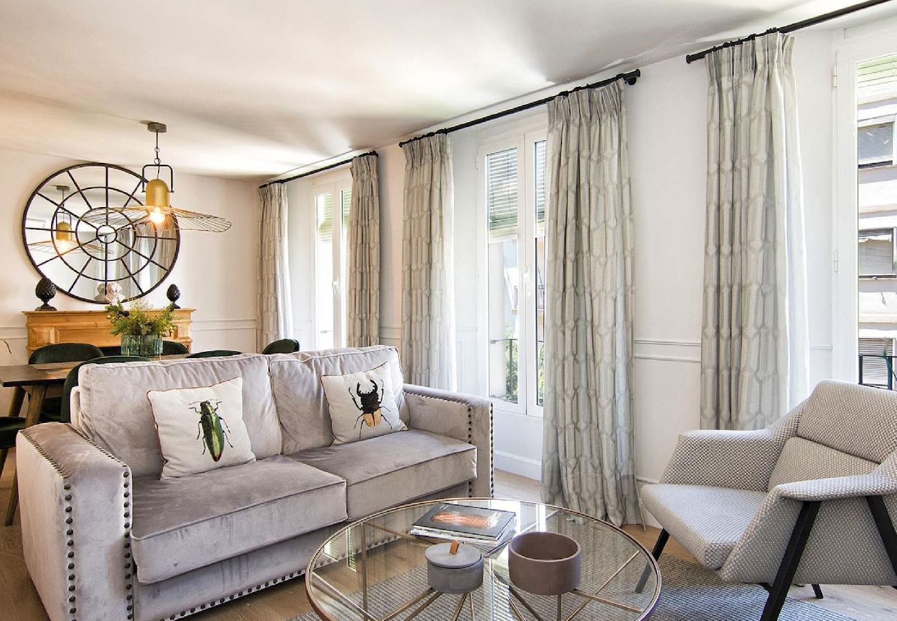 Apartamento en Granada - Duplex Cathedral Apartment 2BR