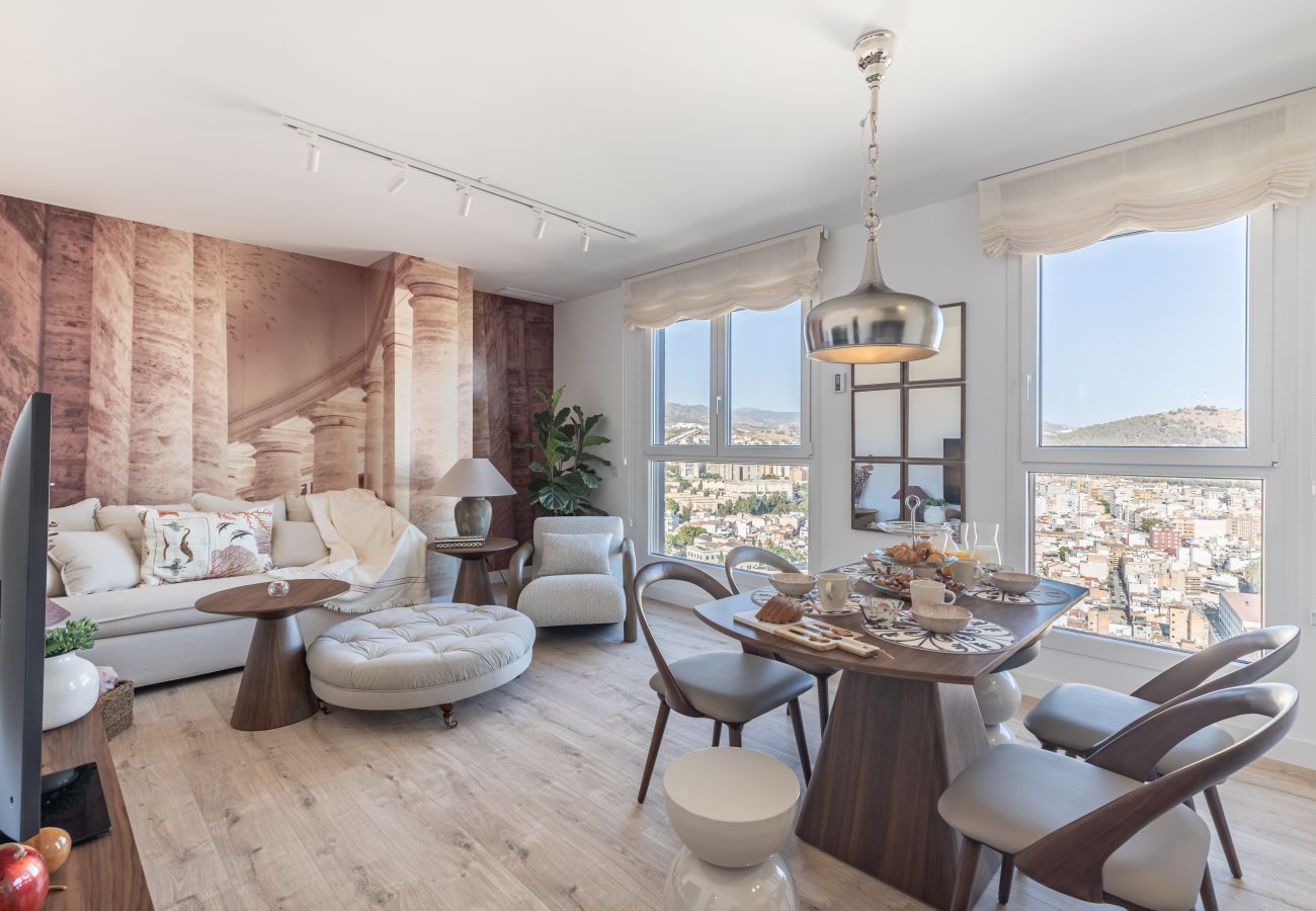 Apartamento en Málaga - Malaga Skyline 9 Pool & Parking Free