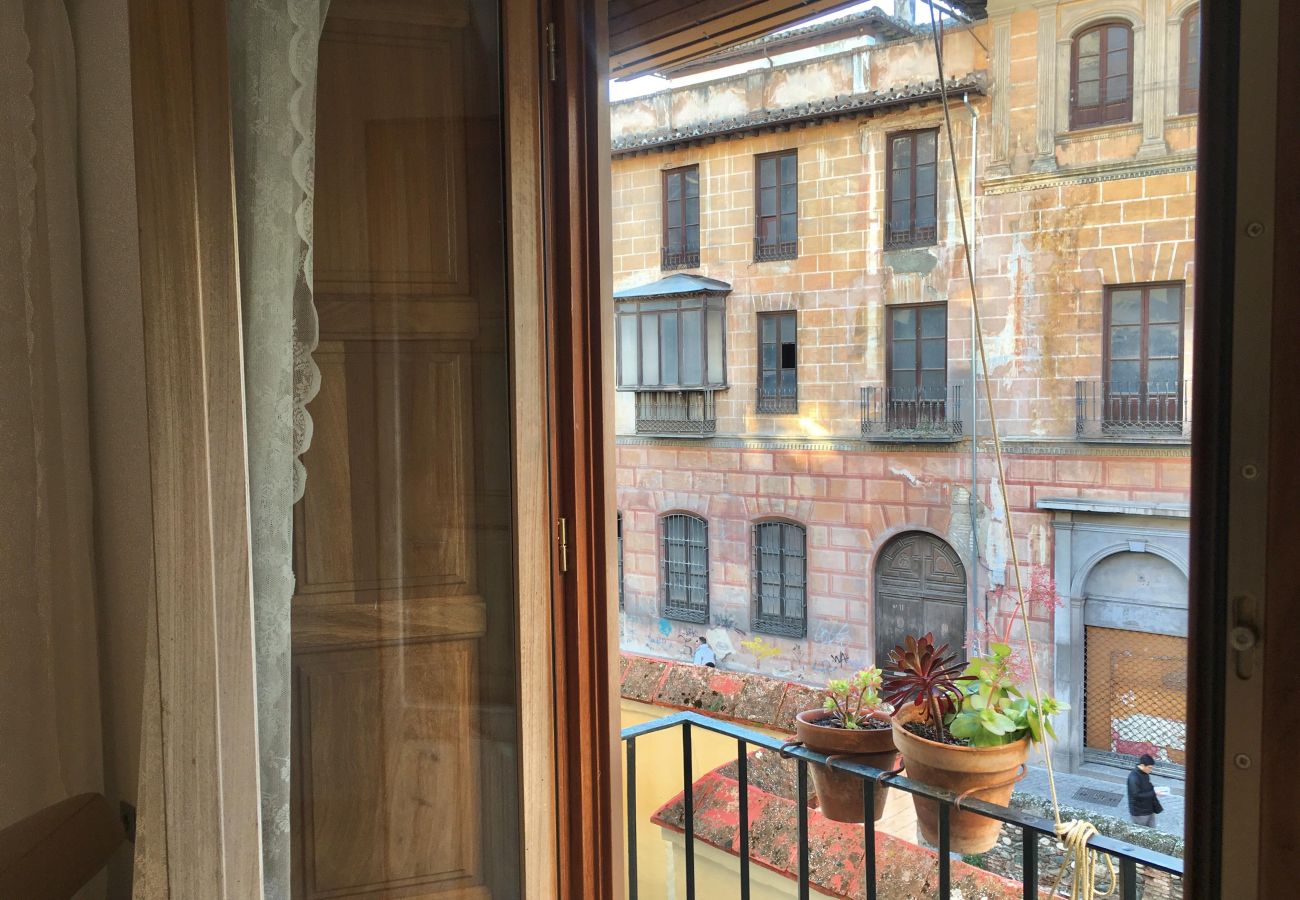 Apartamento en Granada - ChezmoiHomes Al pie de la Alhambra 