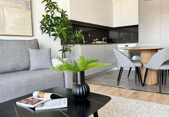 Apartamento en Málaga - Málaga Skyline 10 with Parking