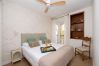 Apartamento en Granada - ChezmoiHomes Central Prime Apartment II FREE Parking