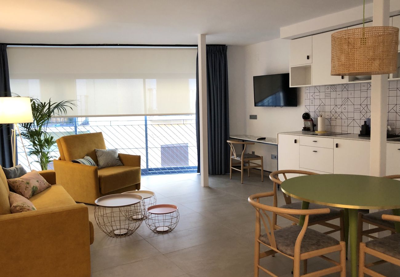 Apartment in Granada - CMH PATIO DE LUZ GRANADA CENTER IV