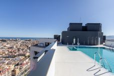 Apartment in Málaga - Malaga Skyline 2 Pool & PK Free