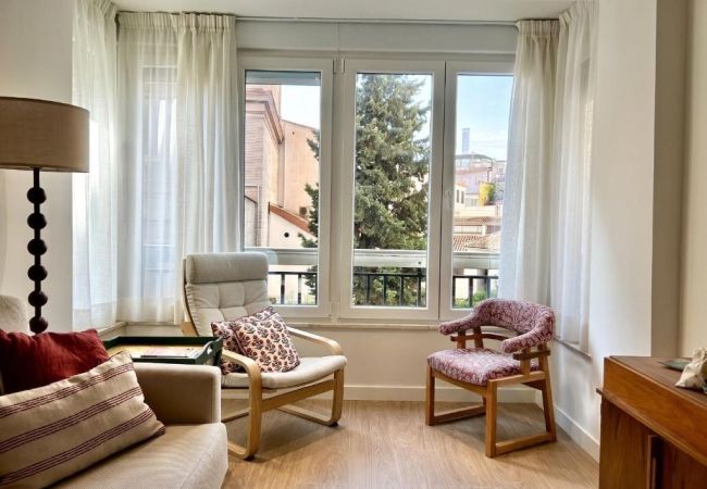 Apartment in Granada - ChezmoiHomes Central Prime Apartment II FREE Parking
