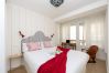 Apartment in Granada - ChezmoiHomes Central Prime Apartment I FREE Parking